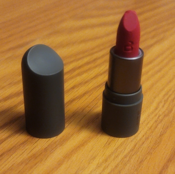 Bite Beauty Other - Bite Beauty Mini Travel Hot Tomato Red Power Move Soft Matte Lipstick 1.25g Good